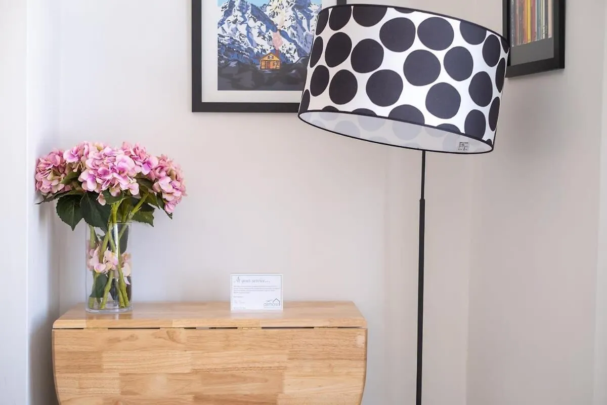 Host & Stay - Guildford Apartment Brighton 0*,  United Kingdom